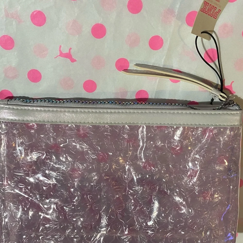 NWT Victoria’s Secret Pink makeup case cosmetic bag beauty bag travel case heart